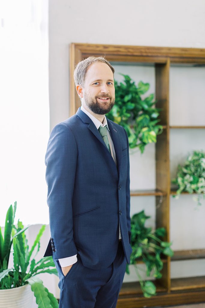 Plant inspired wedding in Eagle Rock at the Eagle Rock Center for the Arts Los Angeles (32)