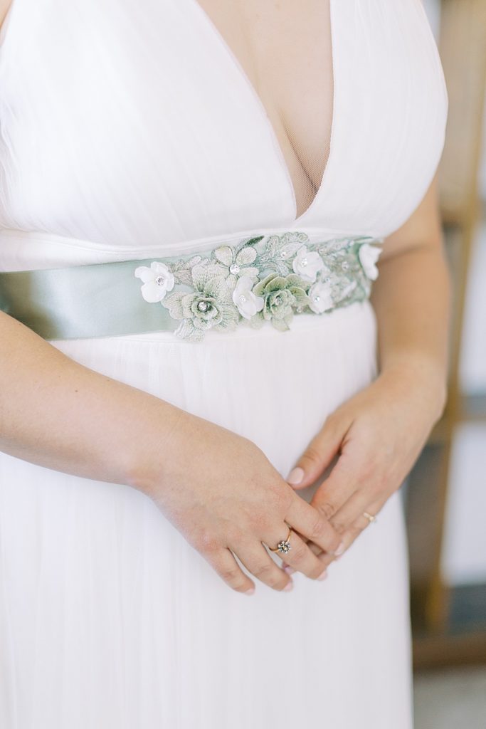 Plant inspired wedding in Eagle Rock at the Eagle Rock Center for the Arts Los Angeles (26)
