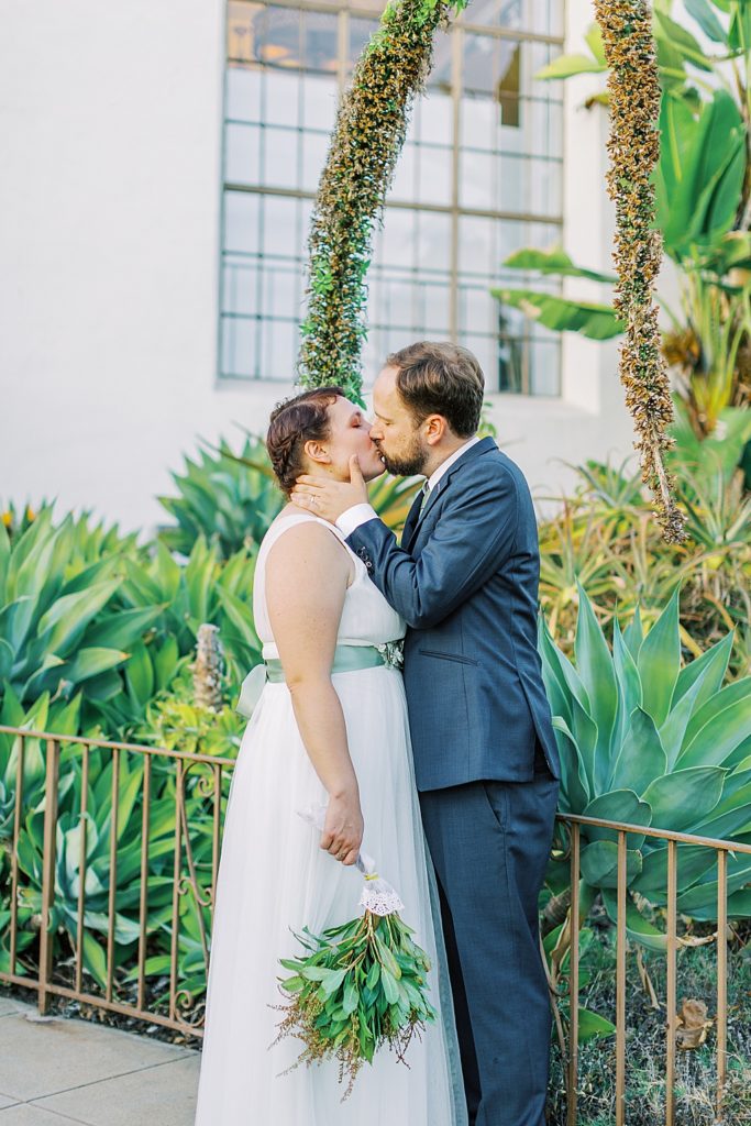 Plant inspired wedding in Eagle Rock at the Eagle Rock Center for the Arts Los Angeles (12)