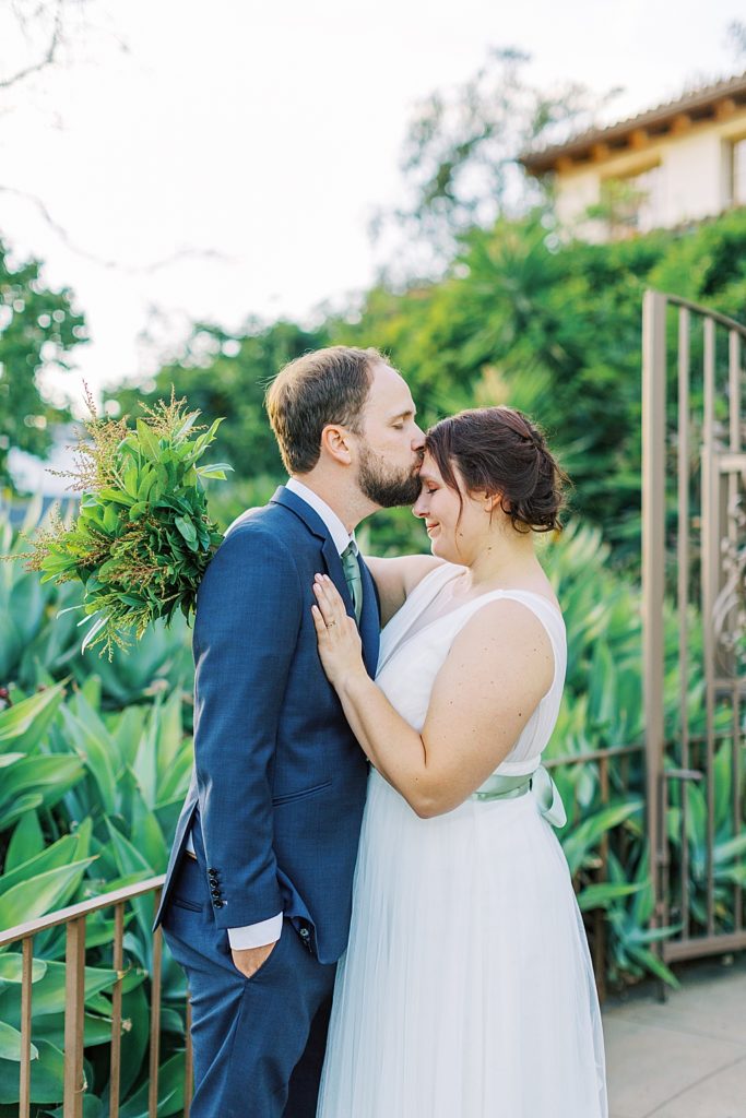 Plant inspired wedding in Eagle Rock at the Eagle Rock Center for the Arts Los Angeles (11)