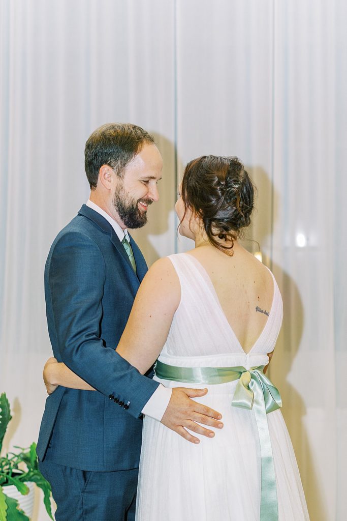 Plant inspired wedding in Eagle Rock at the Eagle Rock Center for the Arts Los Angeles (7)