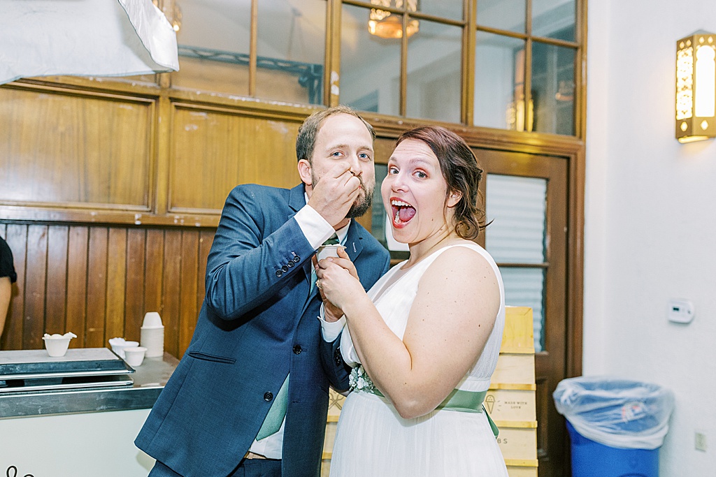 Plant inspired wedding in Eagle Rock at the Eagle Rock Center for the Arts Los Angeles (6)