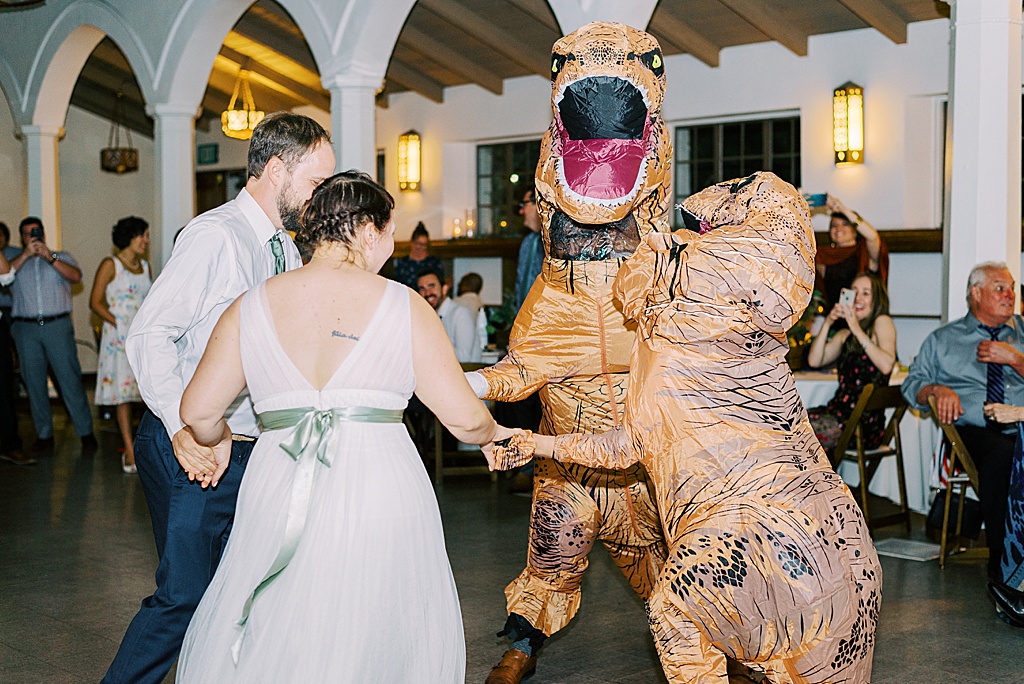 Plant inspired wedding in Eagle Rock at the Eagle Rock Center for the Arts Los Angeles (4)