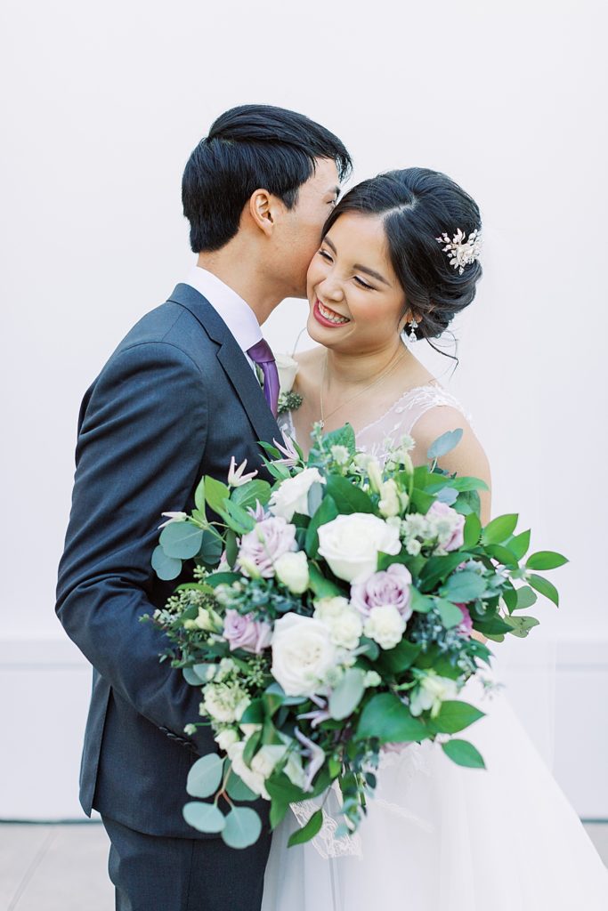 A mauve inspired wedding at the Richard Nixon library by Madison Ellis Photography (77)