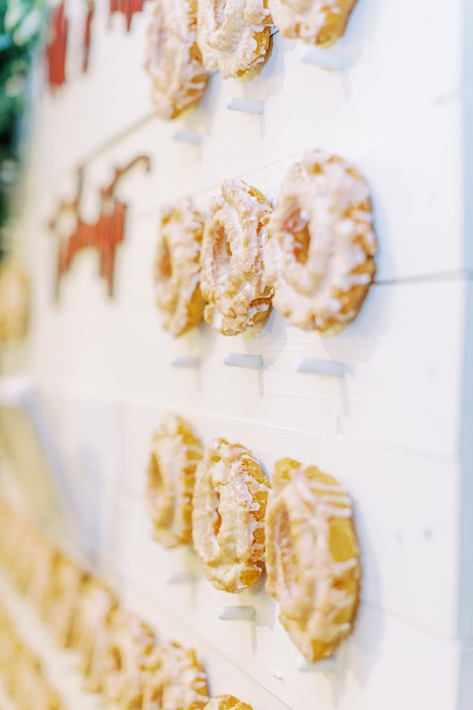 A Cozy Casita Hollywood Luxury Wedding By Madison Ellis Photography (42)